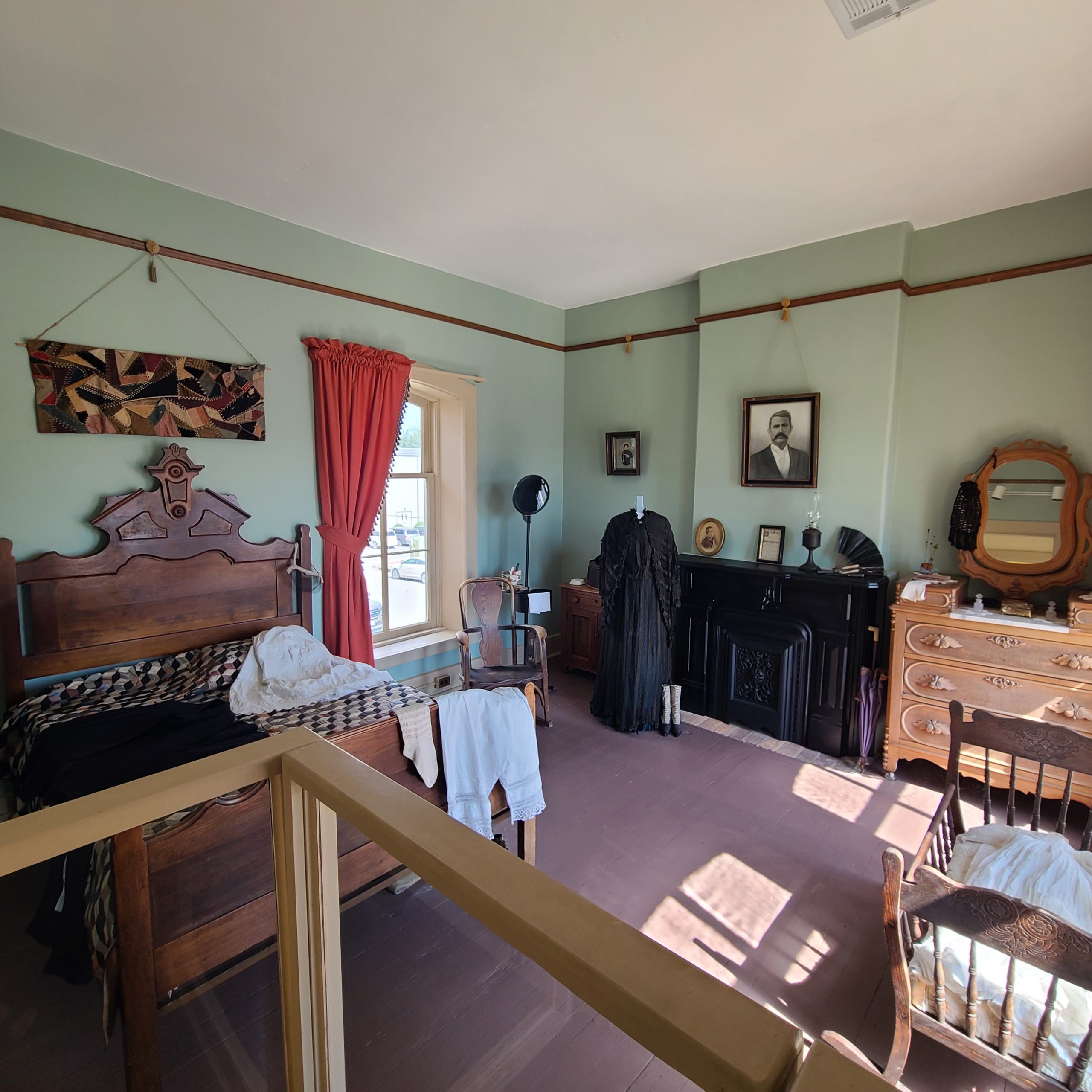 THE Ｊailers Jailer's Home and Office – Bushwhacker Museum
